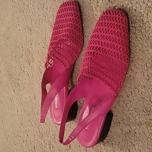 Karen Scott woman's sandals